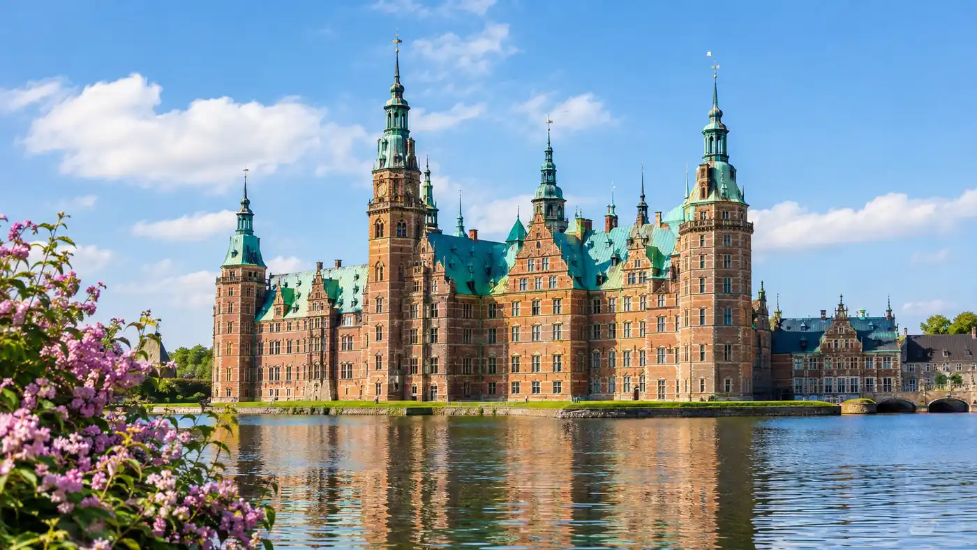 Frederiksborgs slotts biljetter, priser och öppettider