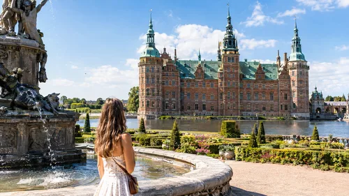 Promenera i barockträdgården
